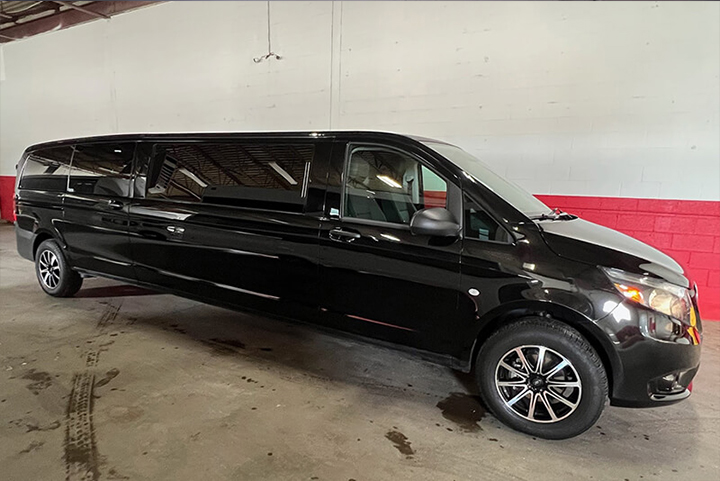 Mercedes Metris Strech